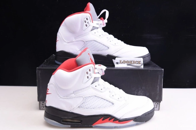 HYPE Jordan Fire Red (2020) Retro Tongue Air 5 Silver DA1911-102 0713